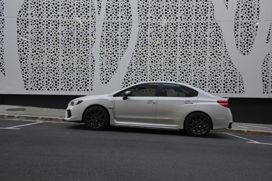  Subaru WRX 2017 года  (ZA) (фото 35 из 40)